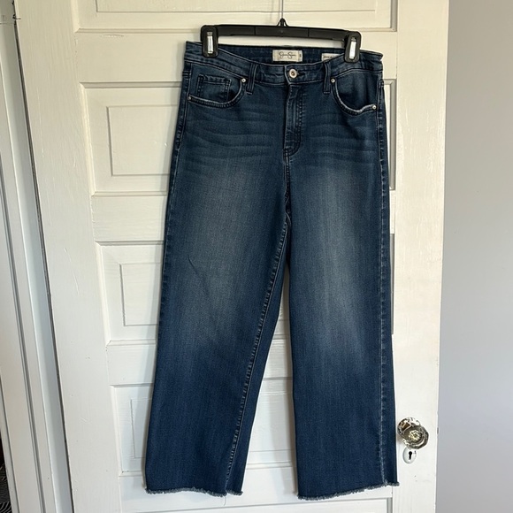 Jessica Simpson Adored High Rise Flare Crop Women's Blue Jeans - Picture 1 of 3